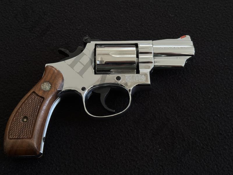 SMITH WESSON 