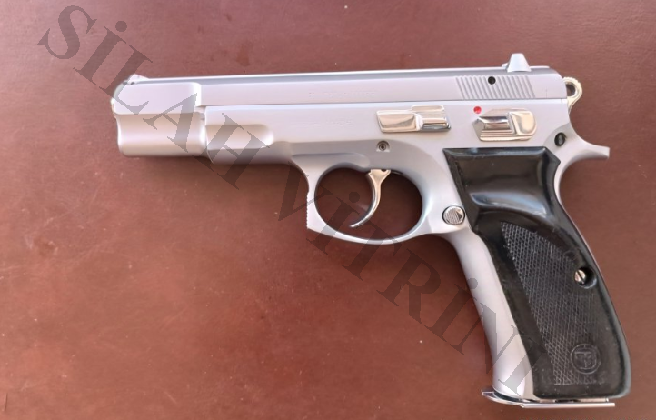 RUHSATLI,SIFIR AYARINDA KUTUSUNDA,İLK ELDEN ÇOK AZ KULLANILAN 1993 MODEL MAT KROM CZ 75 B