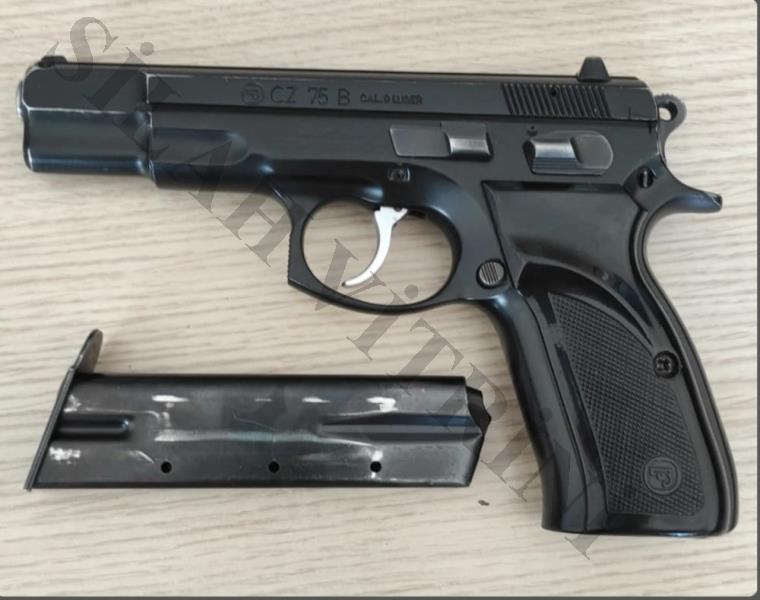 97 MODEL TAŞIMA RUHSATLI POLİS MEMURUNDAN CZ75 B SİLAH