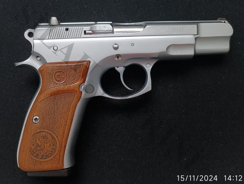 RUHSATLI,SIFIR AYARINDA KUTUSUNDA,İLK ELDEN ÇOK AZ KULLANILAN 1995 MODEL MAT KROM CZ 75 B