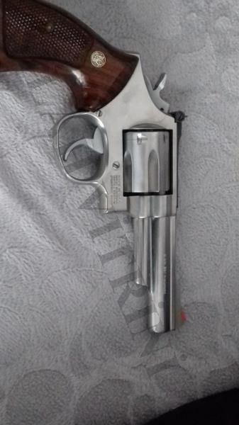 S&W 357 magnum ve 38 toplu tabanca