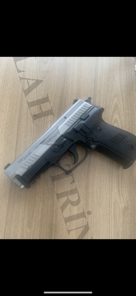 SIG SAUER P229 ALMAN